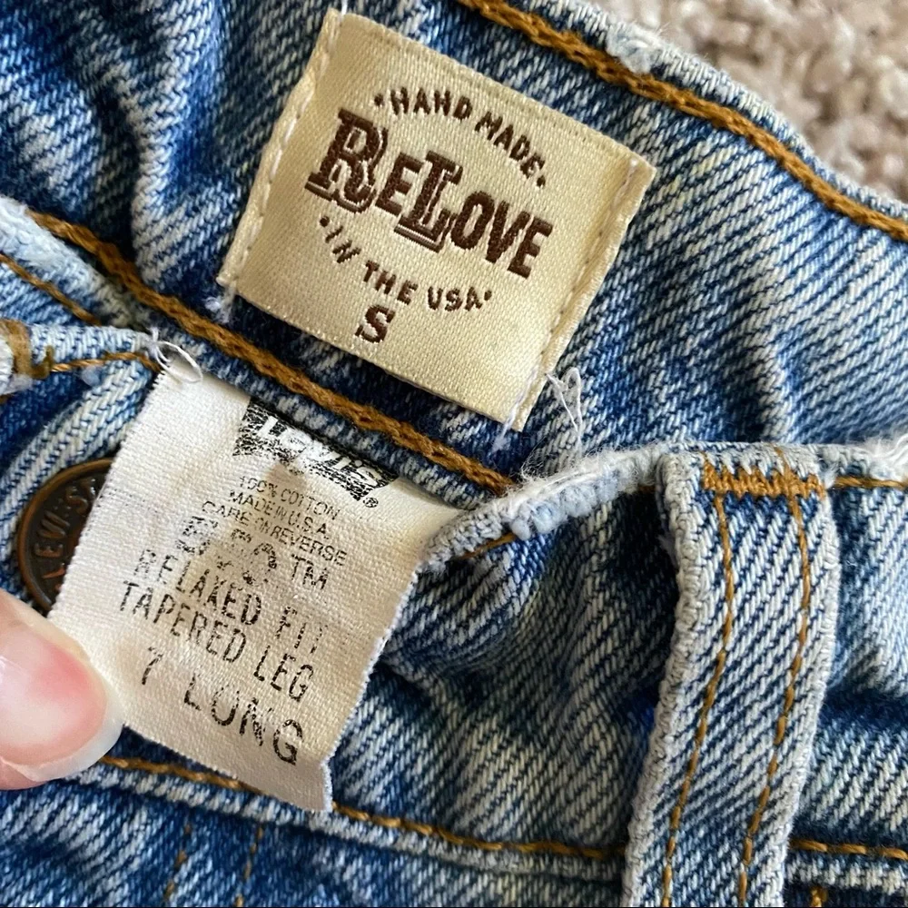 Levi’s - Picture 2 of 3
